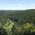 Gold Camping